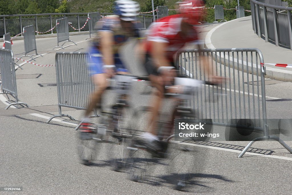Di ciclismo concorrenza - Foto stock royalty-free di Abbigliamento sportivo