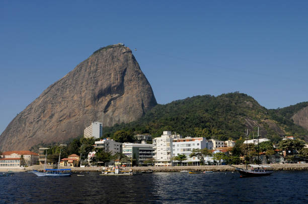 rio de janeiro - clear sky landscape urca southeastern region - fotografias e filmes do acervo