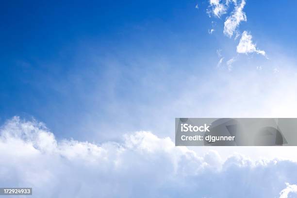 Foto de Céu Sky e mais fotos de stock de Cena de tranquilidade - Cena de tranquilidade, Cloudscape, Conceito