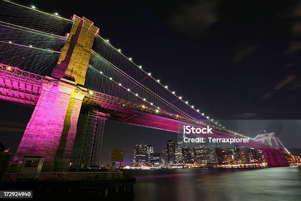Foto de Brooklyn Bridge E Manhattan O Horizonte e mais fotos de stock de New York City - New York City, Rosa - Cor, Estado de Nova York
