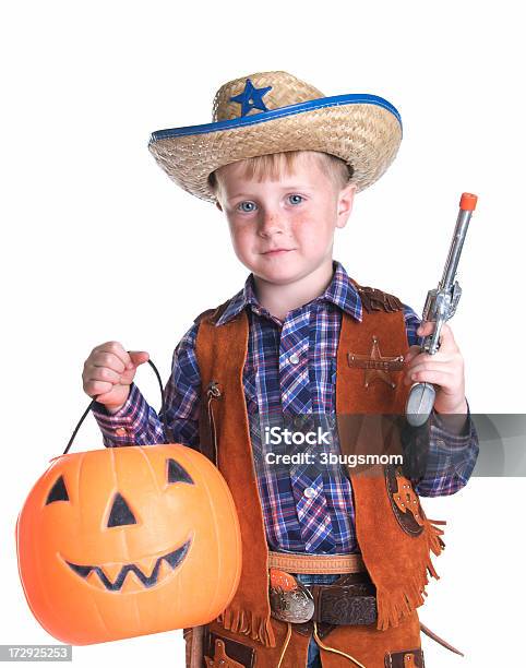 Trick Oder Behandlung Von Cowboy Stockfoto und mehr Bilder von 4-5 Jahre - 4-5 Jahre, Blaue Augen, Blick in die Kamera