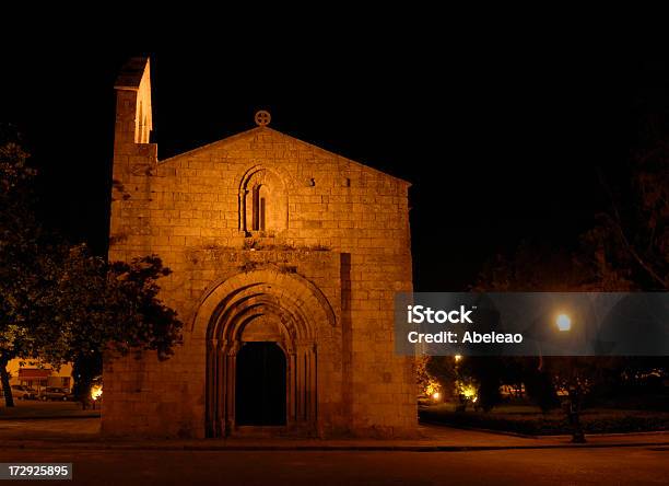 Cedofeita Igreja De São Martinho - Fotografias de stock e mais imagens de Igreja - Igreja, Antigo, Ao Ar Livre