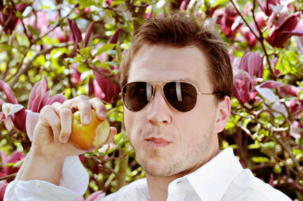 an apple a day keeps the doctor away man...