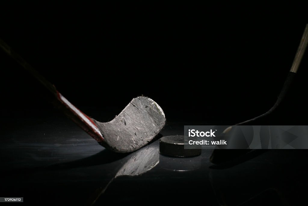 Crosse de Hockey & Puck - Photo de Hockey sur glace libre de droits