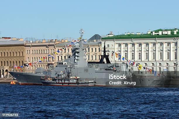 Marine Parade In St Petersburg Russland Stockfoto und mehr Bilder von Russische Kultur - Russische Kultur, Russland, Schlachtschiff