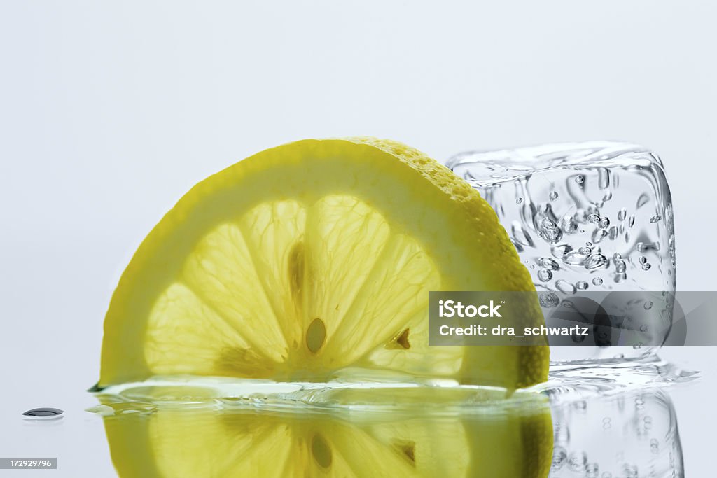 Frescos de limón - Foto de stock de Alimento libre de derechos