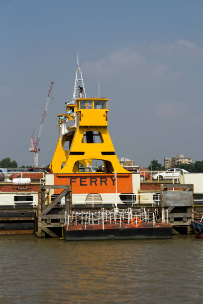 woolwich ferry - export mot anglais photos et images de collection