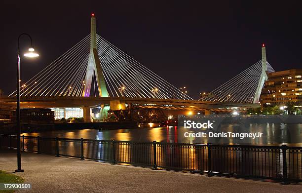 Zakim Bridge - Fotografias de stock e mais imagens de Ao Ar Livre - Ao Ar Livre, Arquitetura, Boston - Massachusetts