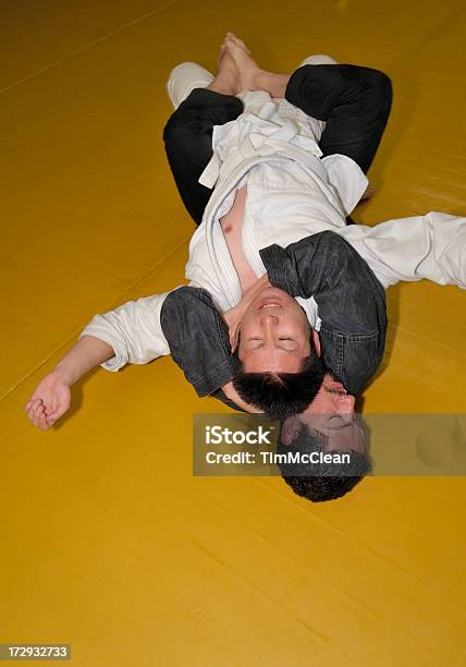 Jiujitsu Submission Hold Stock Photo - Download Image Now - Chokehold,  Jujitsu, Choking - iStock