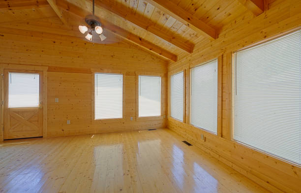 istock Luxury Log Cabin awaits buyers 172933586