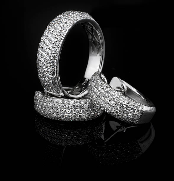 istock Gold Ring and Earings full of diamonds 172933841