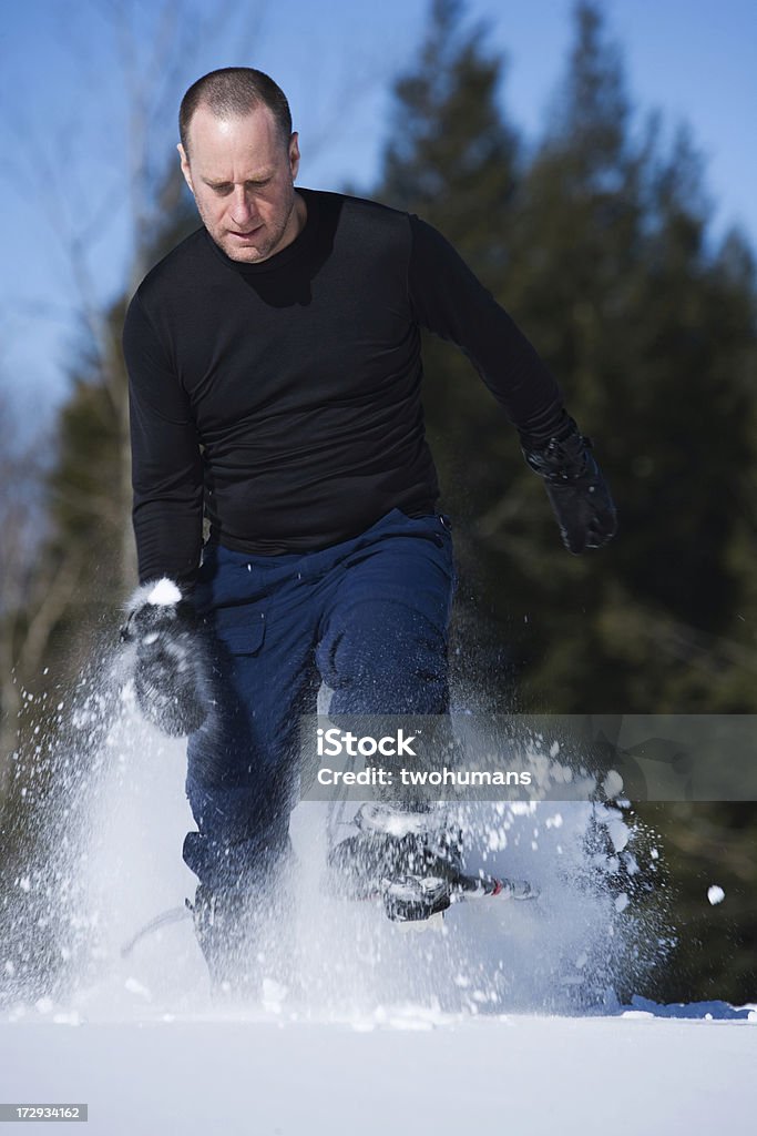 Invierno divertido - Foto de stock de 30-39 años libre de derechos