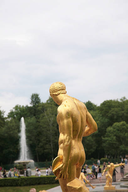 istock Petergof - St.Petersburg 172934374