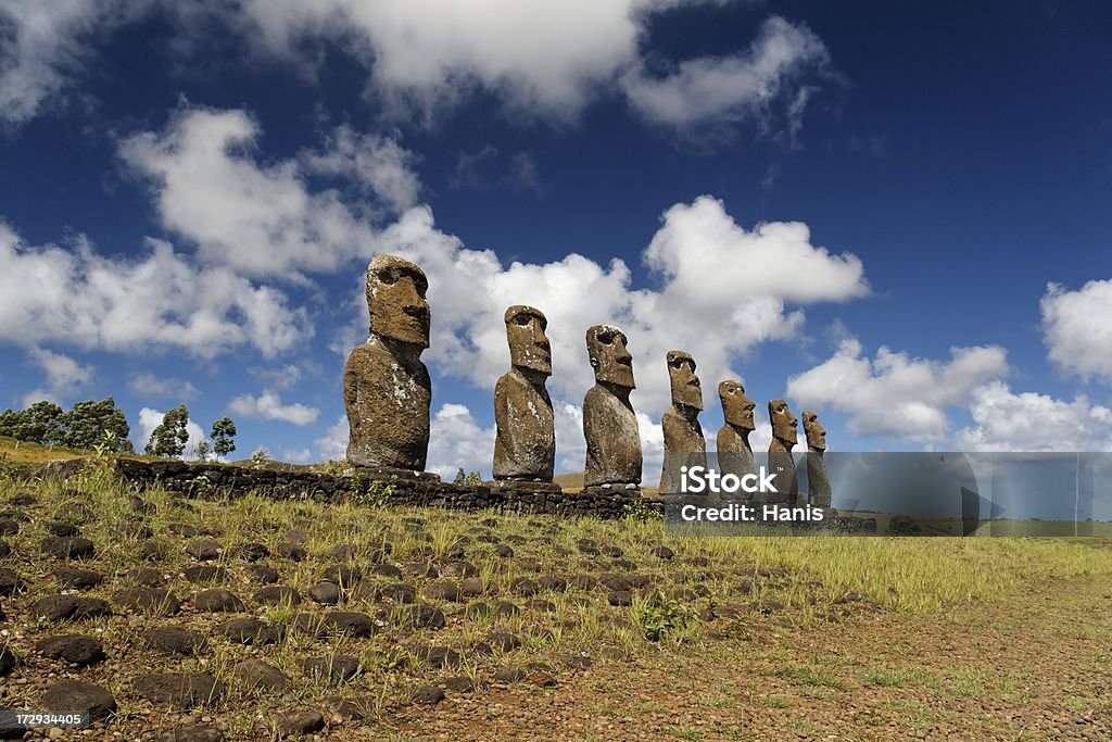 Moai статуи, Остров Пасхи - Стоковые фото Ahu Akivi роялти-фри