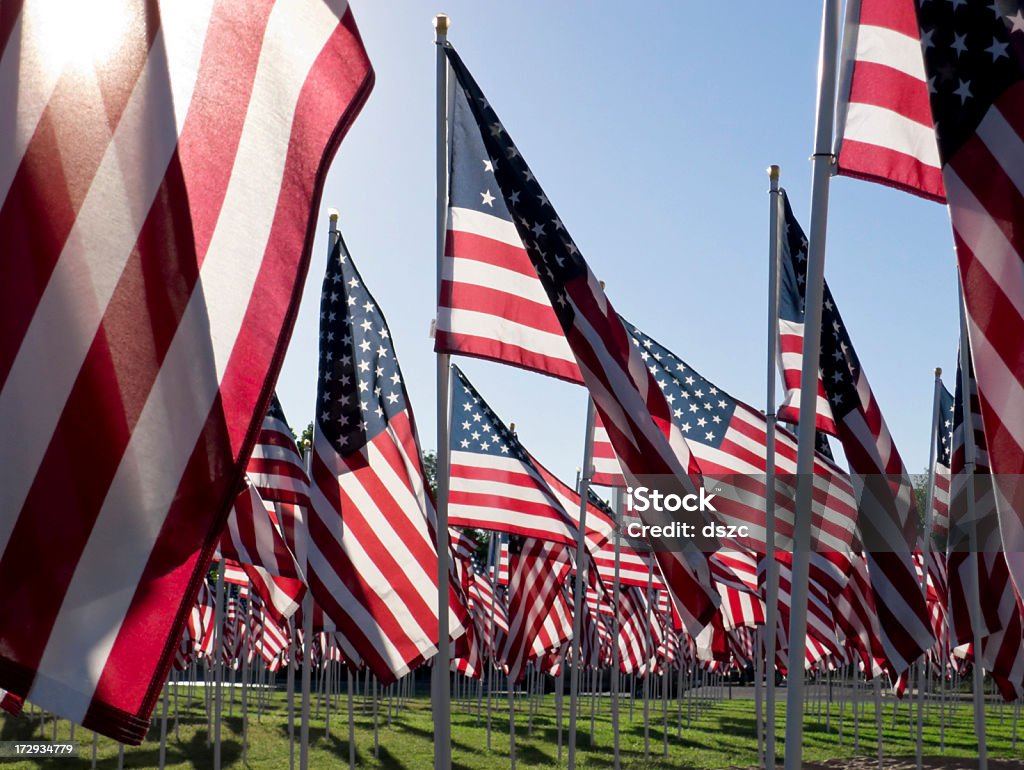 Американские флаги - Стоковые фото Абстрактный роялти-фри