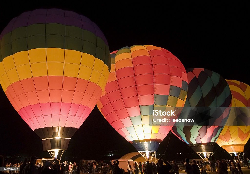 Gorące powietrze Balony-Predawn blask Pokaż - Zbiór zdjęć royalty-free (Balon na ogrzane powietrze)