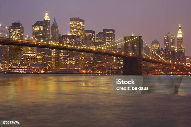Бруклинский Мост И Манхэттен — стоковые фотографии и другие картинки Без людей - Без людей, Большой город, Бруклин - Нью Йорк