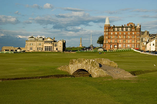 Swilken Bridge Stock Photo - Download Image Now - Golf, St. Andrews -  Scotland, Golf Course - iStock