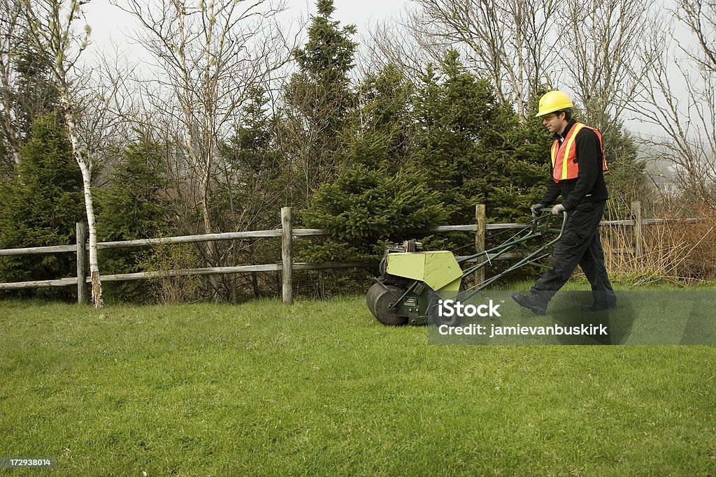 Landschaftsgestalter/Rasen Care Arbeiter - Lizenzfrei Gärtnern Stock-Foto