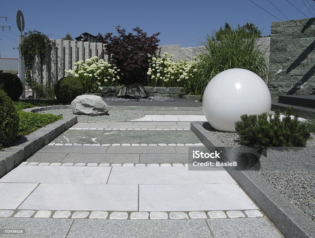 Garden path - Lizenzfrei Kugelform Stock-Foto