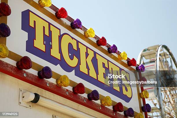 사육제 School Carnival에 대한 스톡 사진 및 기타 이미지 - School Carnival, 관람차, 낮