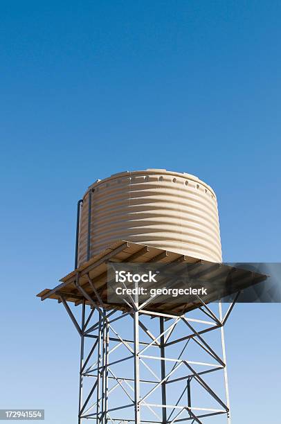 Moderna Tanque De Agua Foto de stock y más banco de imágenes de Alcubilla - Alcubilla, Círculo, Grande