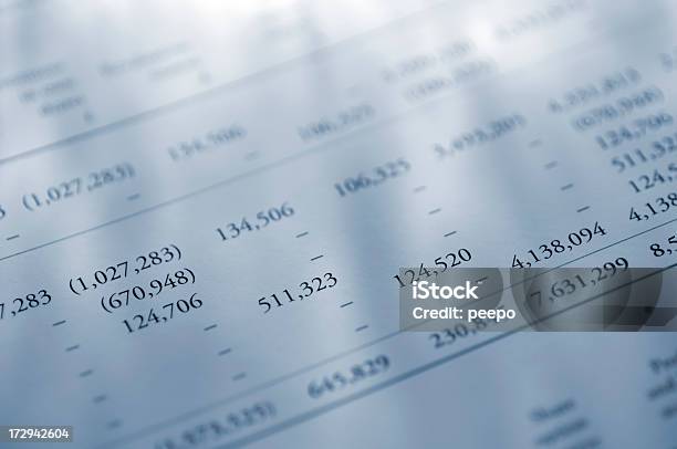 Jahresbericht Stockfoto und mehr Bilder von Bankdokument - Bankdokument, Bankgeschäft, Bericht