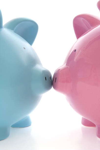 istock Kissing Piggybanks 172942816
