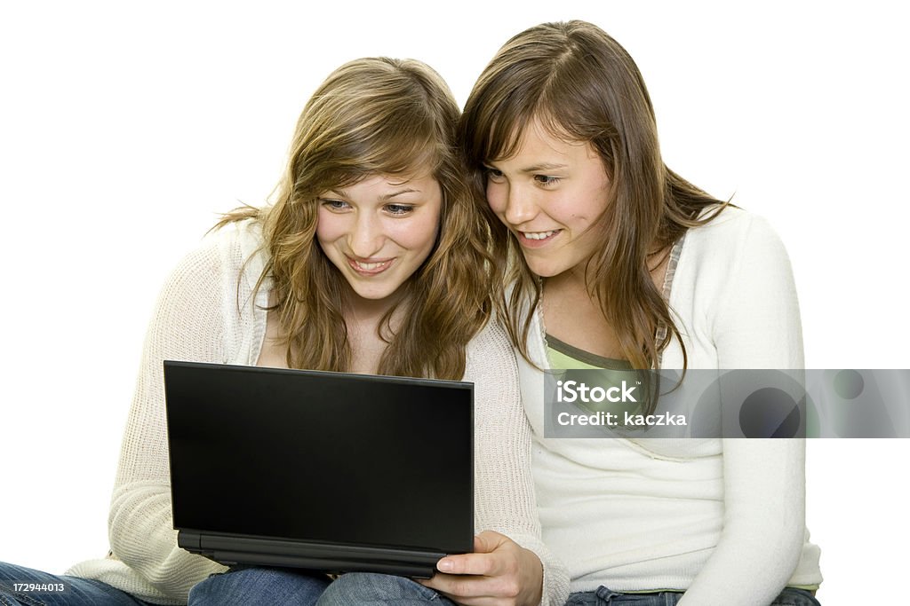 Bestfriends com laptop isolado a branco - Royalty-free 20-24 Anos Foto de stock