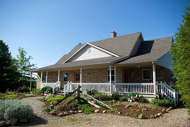 istock Country Property 172946181