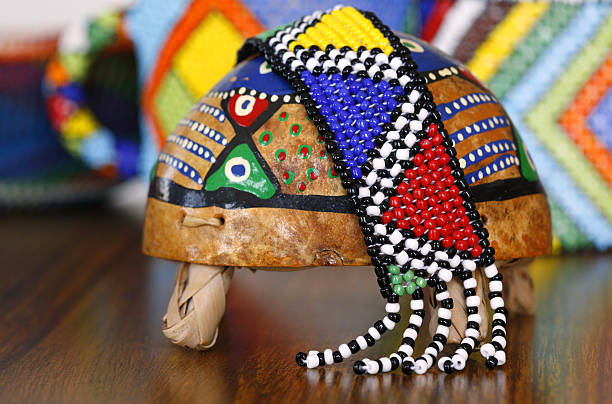 アフリカのアート - south africa zulu bead african descent ストックフォトと画像