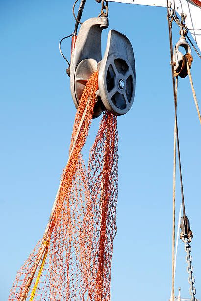 istock Fishing boat power block 172949077