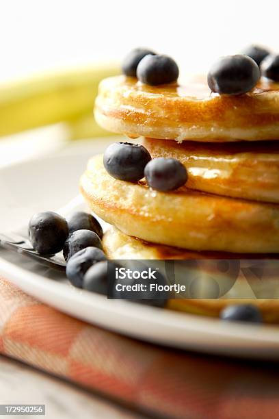 Pequenoalmoço Imagens Panquecas - Fotografias de stock e mais imagens de Baga - Baga, Comida, Comida Doce