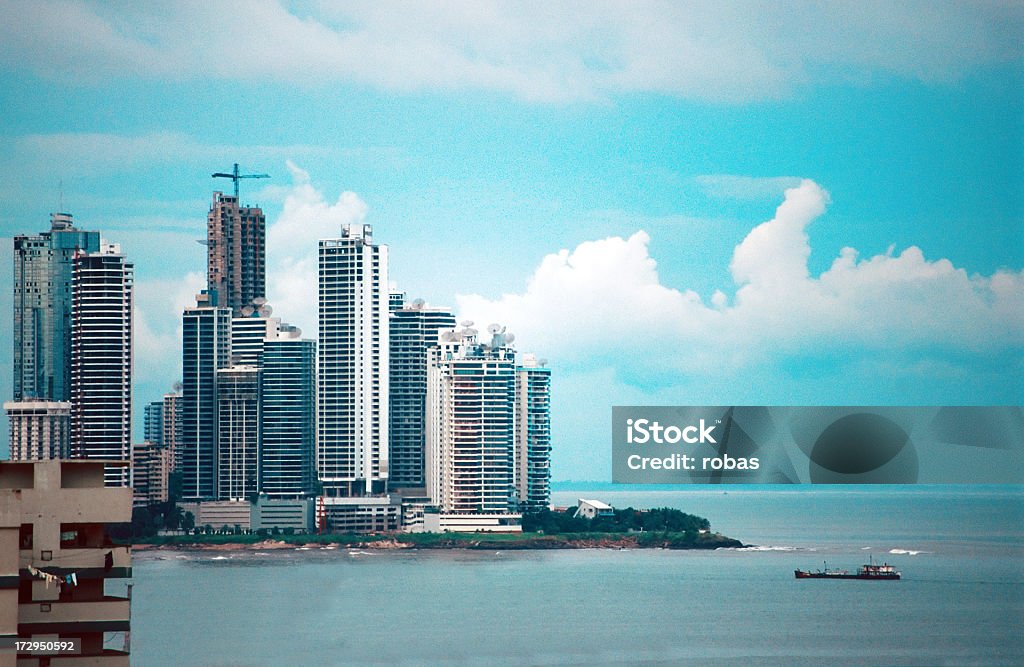 O horizonte da cidade do Panamá - Foto de stock de Arranha-céu royalty-free