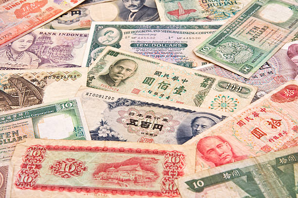 papier azjatyckie waluty. - taiwanese currency zdjęcia i obrazy z banku zdjęć