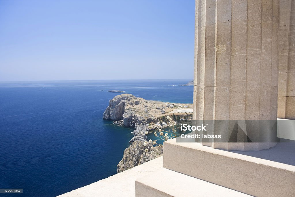 Acropoli nella città di Lindos, Rodi, Grecia. - Foto stock royalty-free di Grecia - Stato