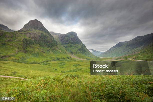 Pass Di Glencoegiornata Nuvolosa - Fotografie stock e altre immagini di Ambientazione esterna - Ambientazione esterna, Ambientazione tranquilla, Bellezza naturale