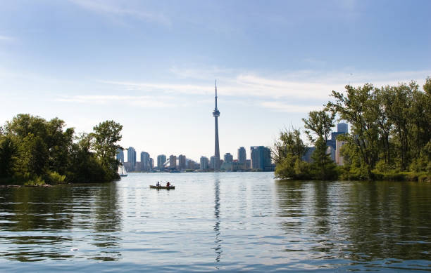 Canoe and the city
