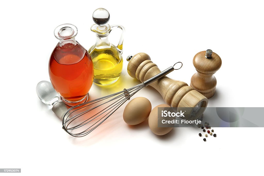 Aromatizzanti: Maionese, olio e aceto, uova, senape, sale e pepe - Foto stock royalty-free di Olio da tavola