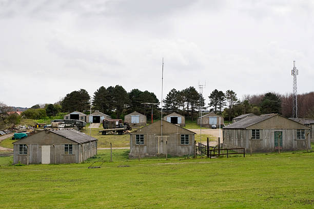 były obóz wojskowy - barracks zdjęcia i obrazy z banku zdjęć