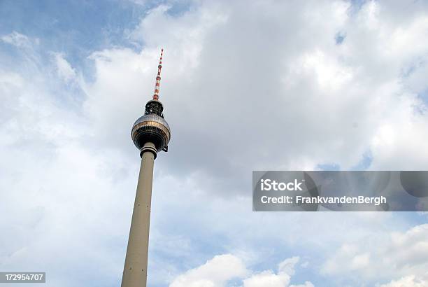 La Comunicazione - Fotografie stock e altre immagini di Alexanderplatz - Alexanderplatz, Ambientazione esterna, Antenna - Attrezzatura per le telecomunicazioni
