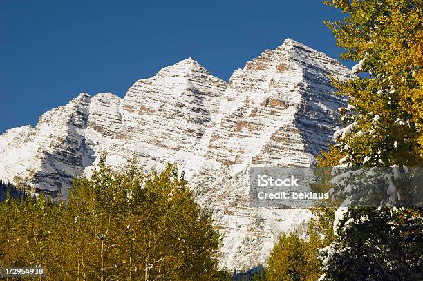 Photo libre de droit de Maroon Bells banque d'images et plus d'images libres de droit de Alpinisme - Alpinisme, Aspen - Colorado, Automne