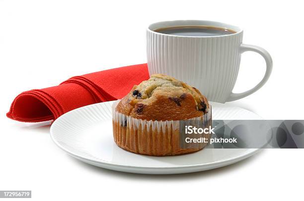 Muffin E Caffè - Fotografie stock e altre immagini di Caffè - Bevanda - Caffè - Bevanda, Muffin - Dolci, Muffin ai mirtilli