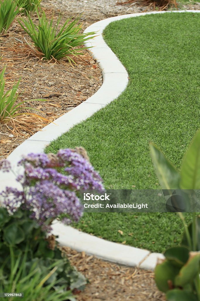 Синтетическая Lawn--Shallow DOF - Стоковые фото Дёрн роялти-фри