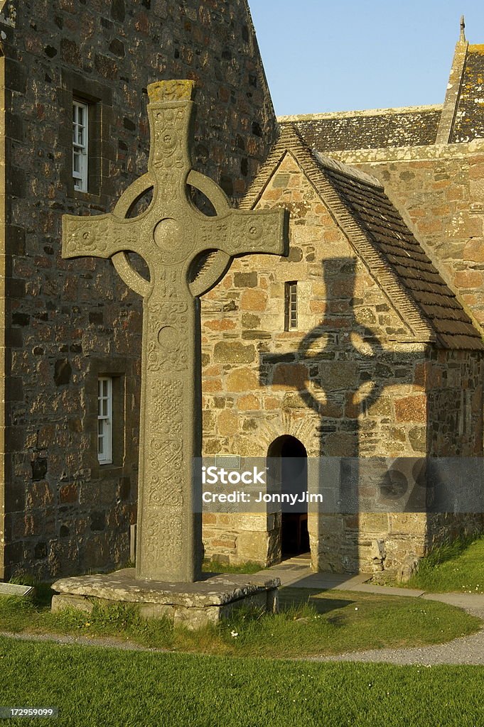 Schatten der celtic cross - Lizenzfrei Insel Iona Stock-Foto