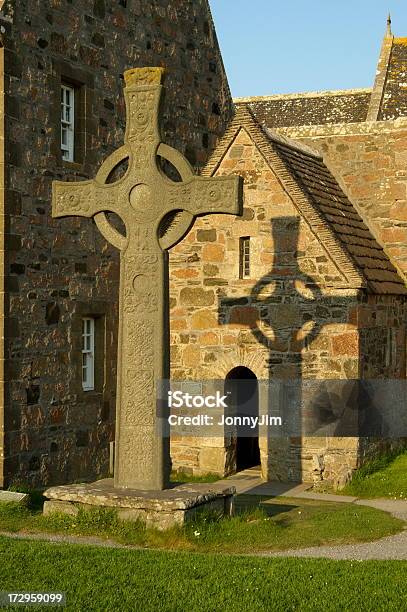Photo libre de droit de Ombre De La Croix Celtique banque d'images et plus d'images libres de droit de Iona - Iona, Abbaye, Antique