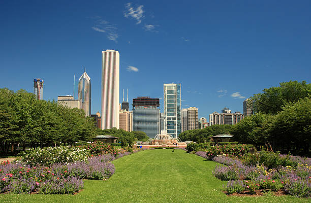 istock Grant Pakr in Chicago 172959277