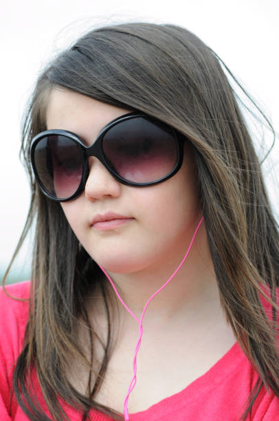 istock Teen with earphones 172960348