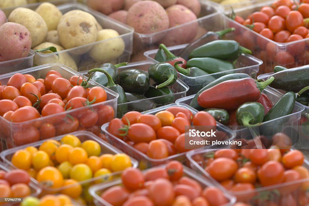 Mercado de agricultores de productos - Foto de stock de Abundancia libre de derechos