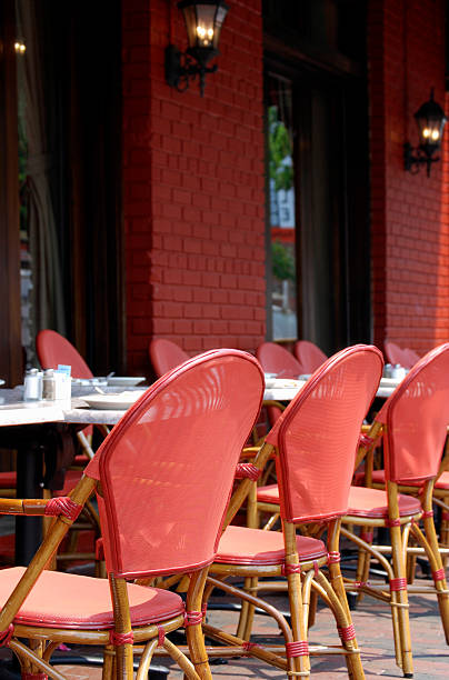 istock Restaurant patio, Shallow DOF 172961810